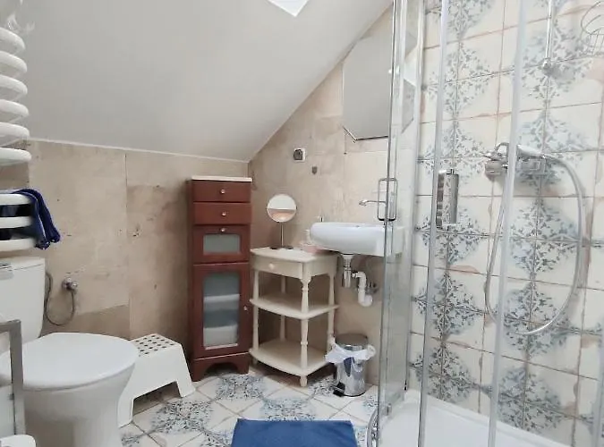 U Rybaka ياستارنيا